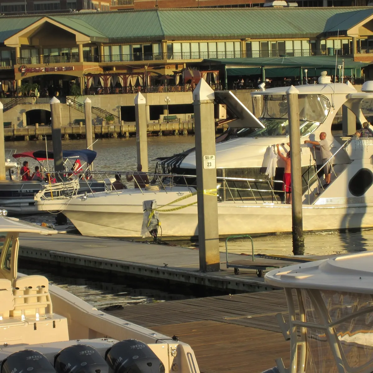 How to Choose the Right Marina Slip for Your Boat's Length and Beam