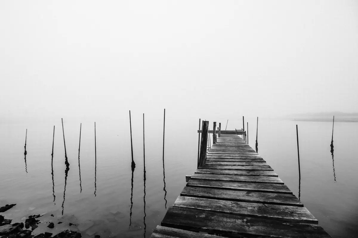 How to Evaluate Dock Condition Before Mooring Your Boat